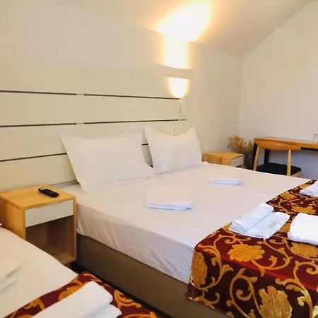 Moychi Guest house 3*