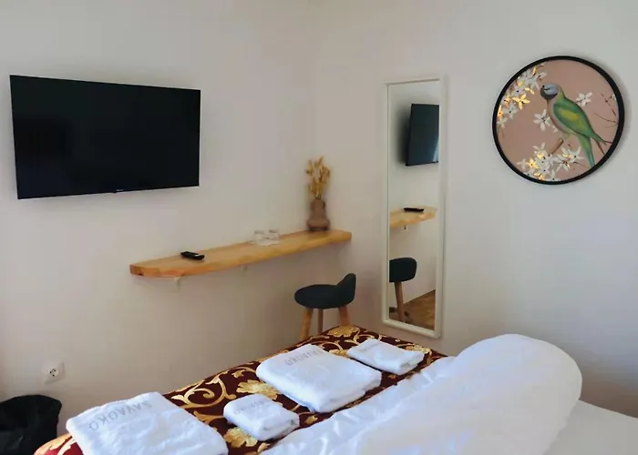 Moychi Πανσιόν 3*