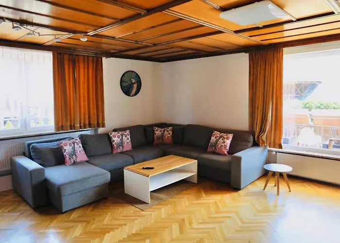 Πανσιόν Moychi Μπλεντ